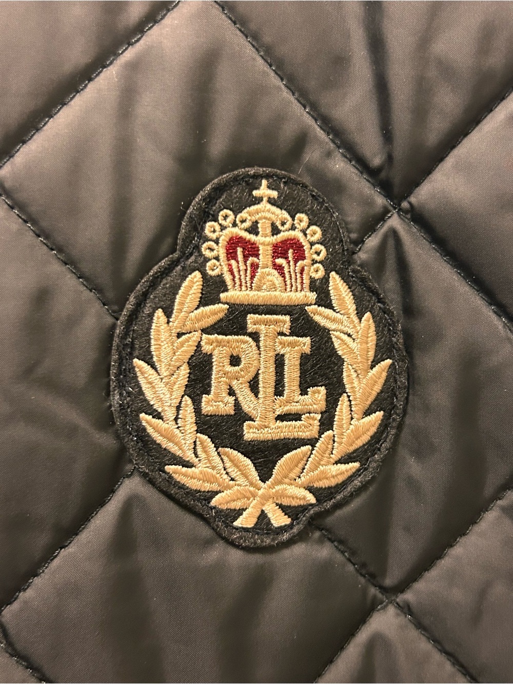 Ralph Lauren Black Quilted Sleeveless Vest with Crest - Picture 2 of 8
